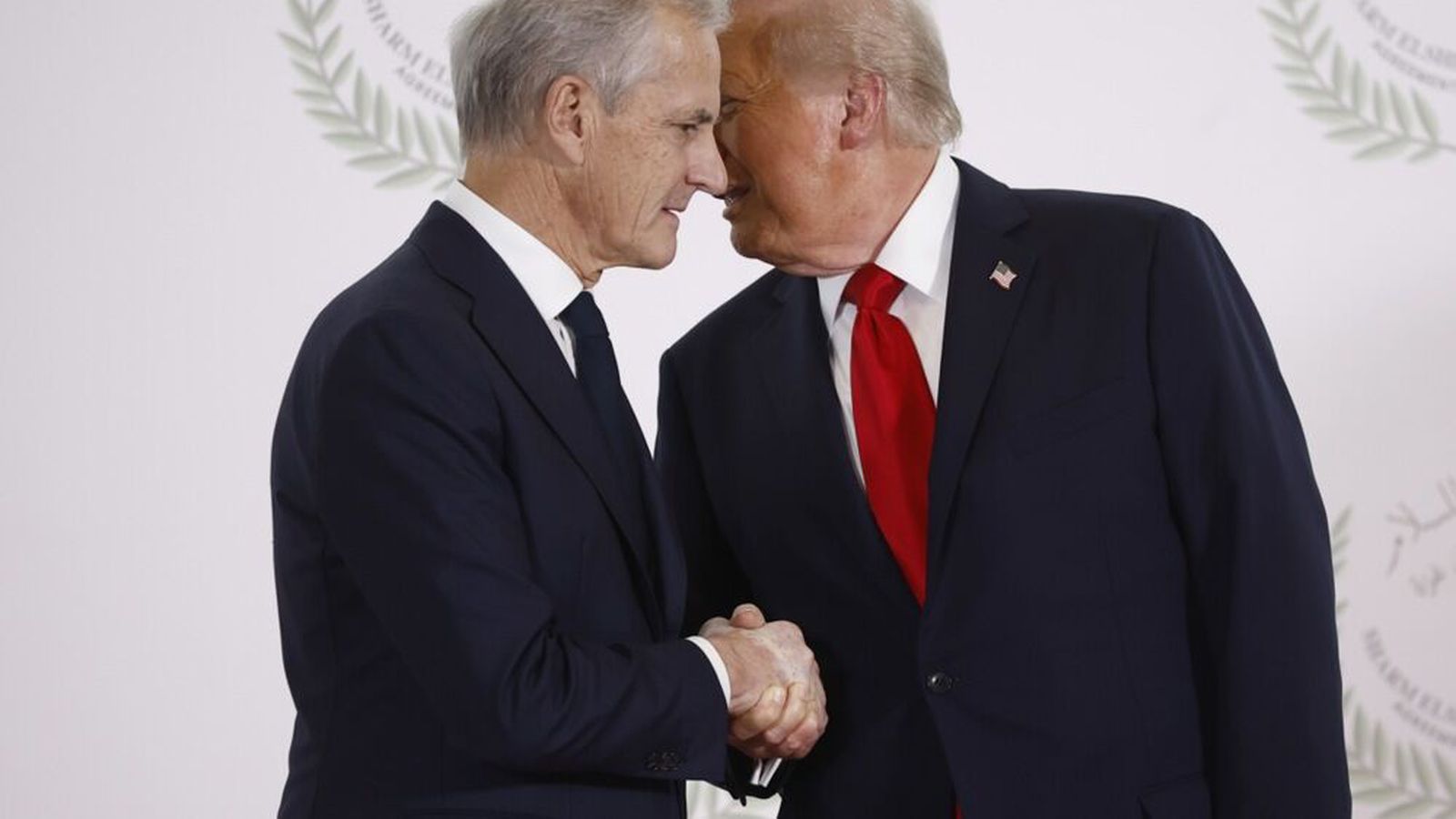 Hættur að hugsa bara um frið fyrst hann fékk ekki Nóbelinn