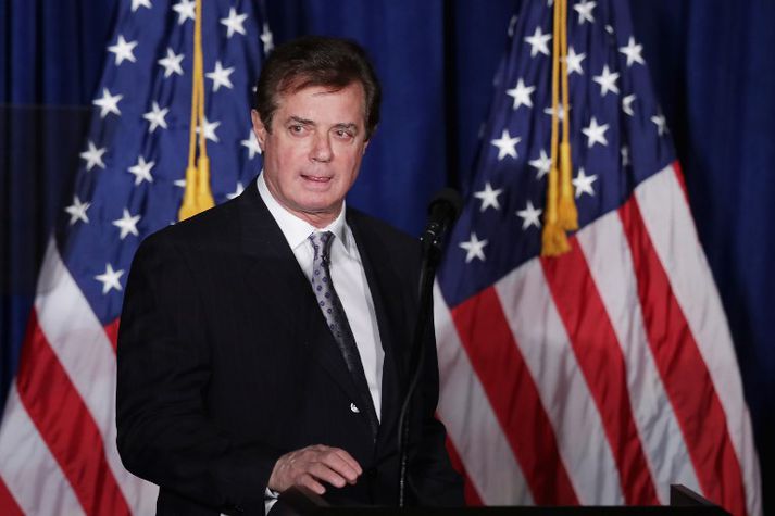 Manafort hefur lengi starfað sem málafylgjumaður fyrir erlend ríki í Washington-borg. Hann er nú ákærður fyrir að hafa ekki skráð sig sem slíkur og að hafa þvegið fé.