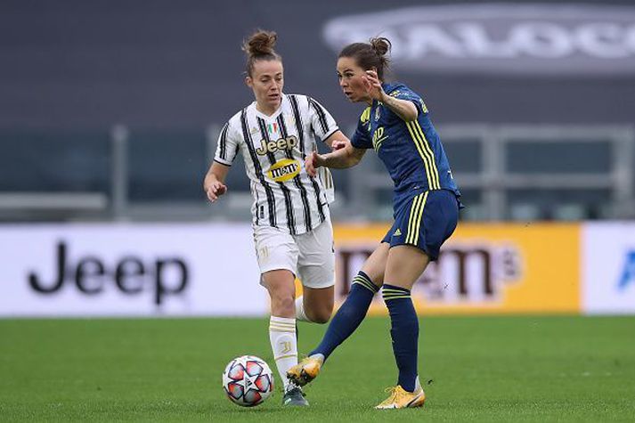 Sara Björk í leik með Lyon gegn Juventus