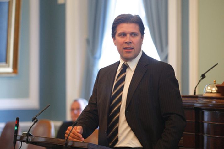 Bjarni Benediktsson segir að leið sjálfstæðismanna við tekjuöflun ríkissjóðs geti fært hinu opinbera 100 milljarða. Mynd/ Anton.