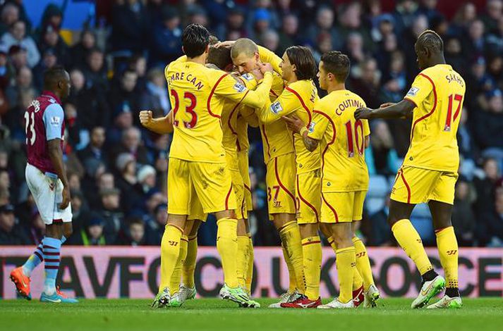 Leikmenn Liverpool fagna marki Fabios Borini.