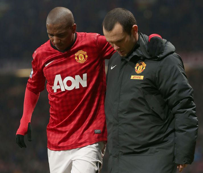 Young haltrar af velli.