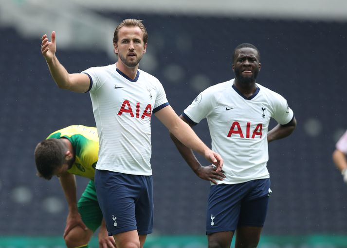 Harry Kane og Tanguy Ndombele í æfingaleik gegn Norwich City áður en enska úrvalsdeildin fór af stað að nýju.