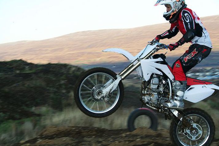 Helga Hlín Hákonardóttir, framkvæmdastjóri lögfræðisviðs Saga Capital og moto­cross-unnandi.