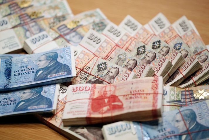 Tekjur af fjárfestingum LV voru 42 milljarðar króna og eignir alls 454 milljarðar. 