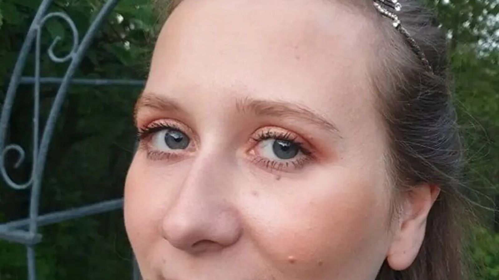 Ó­sýni­leg en ó­missandi