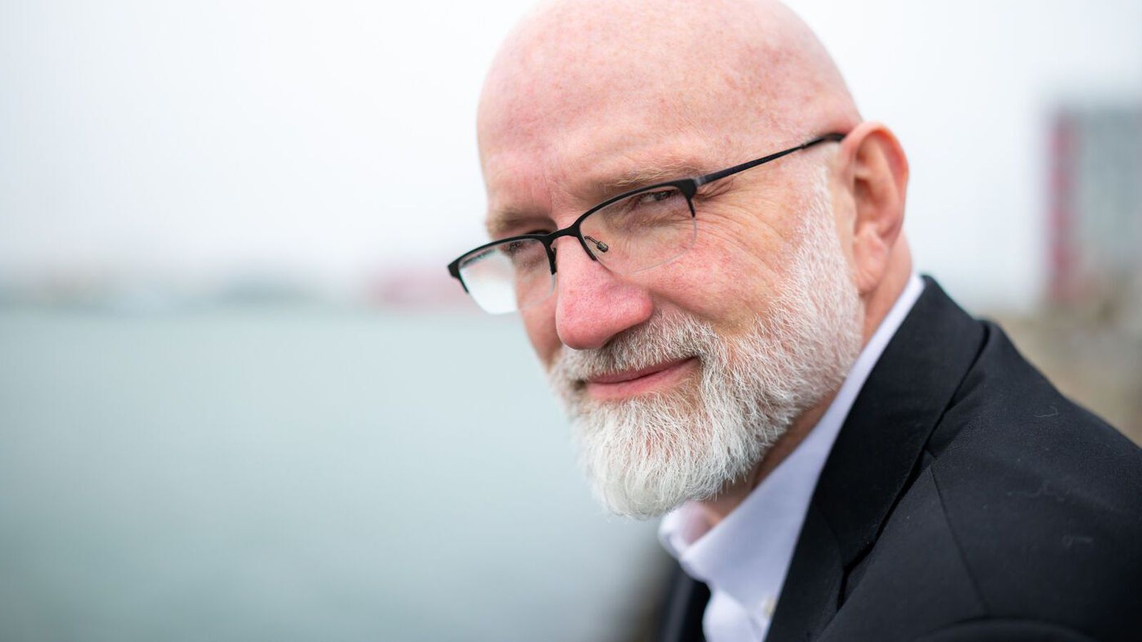 Gervi­greind mun ekki skipta út leið­togum. Hún mun af­hjúpa þá