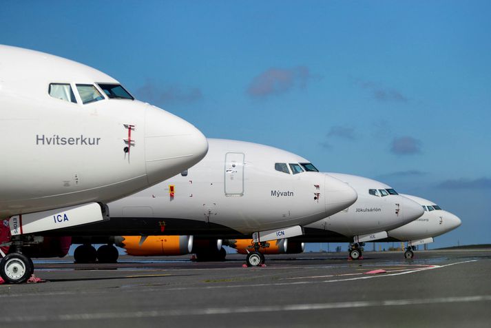 Boeing 737 MAX vélar Icelandair á Keflavíkurflugvelli.