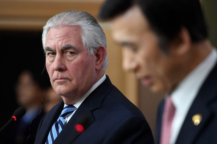 Rex Tillerson er nú í Suður-Kóreu eftir heimsókn til Japans.