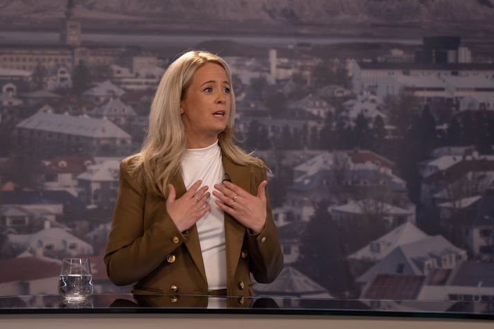 Halla Hrund kveðst þekkja það af eigin raun að ekki sé gott að toppa of snemma í skoðanakönnunum. Hún átti á tímabili góðu gengi að fagna í könnunum þegar hún var í forsetaframboði, en kom ekki oftast upp úr kjörkössunum þegar upp var staðið.