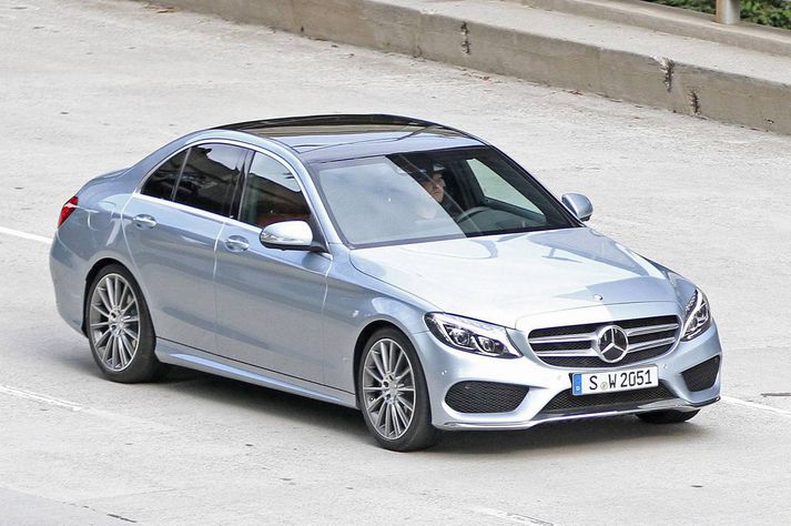 Hinn nýi Mercedes Benz C-Class, að miklu leiti úr íslensku áli.