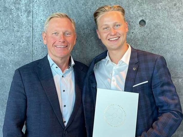 Ari og Páll Edwald eru báðir menntaðir lögfræðingar.