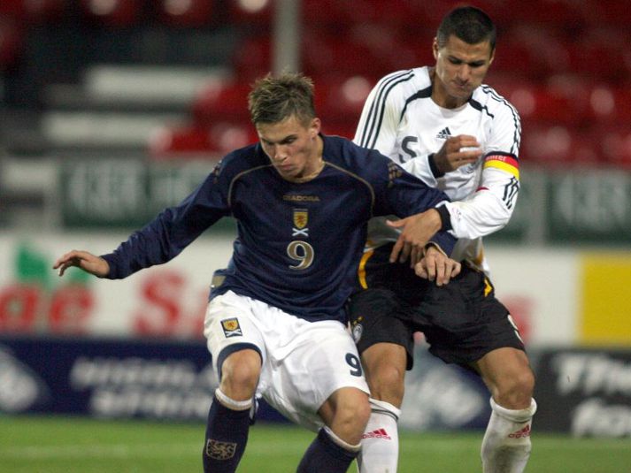 Goodwillie hefur leikið einn landsleik fyrir Skotland.