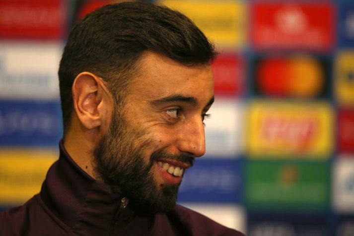 Bruno Fernandes var ánægður með að heyra fréttirnar að hann yrði fyrirliði Manchester United í kvöld.