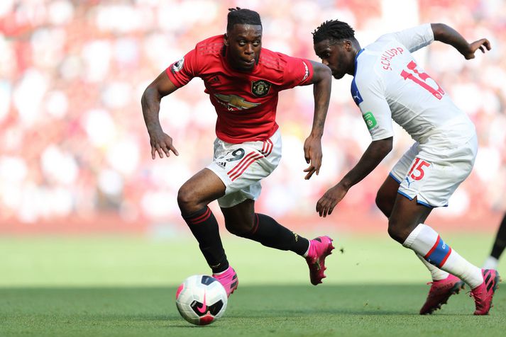 Aaron Wan-Bissaka í leik með Manchester United  á tímabilinu.