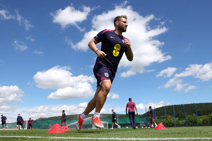 Luke Shaw er byrjaður að æfa á nýjan leik.