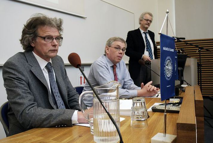 Deilt um endurskoðun. Ekki er horft upp til bókhaldsbrellna í námi í reikningsskilum, að sögn Bjarna Frímanns Karlssonar, lektors við viðskiptafræðideild HÍ. Markaðurinn/Stefán