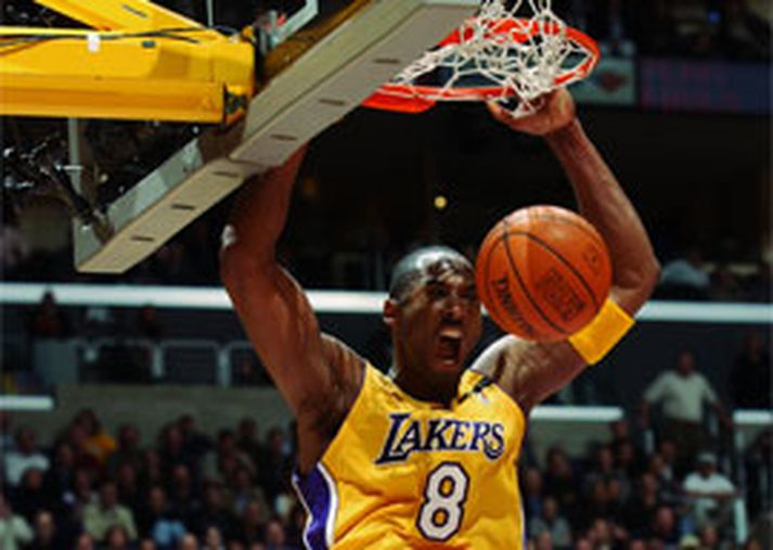 Kobe Bryant er stigahæsti leikmaður deildarinnar og skorar að meðaltali 31,8 stig í leik