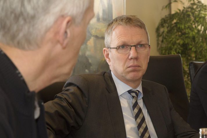 Gunnar hefur skrifað bók um fjármál fyrir ungt fólk.  