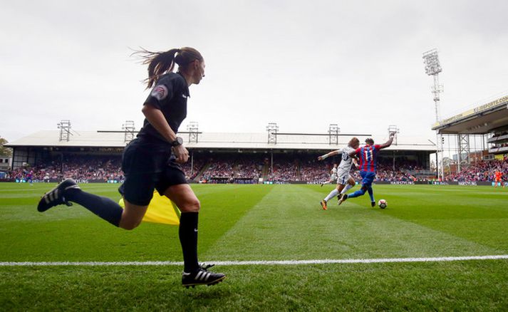 Sian Massey-Ellis á ferðinni í leiknum á Selhurst Park á laugardaginn.