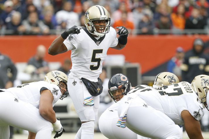 Teddy Bridgewater stýrir sínum mönnum í New Orleans Saints.