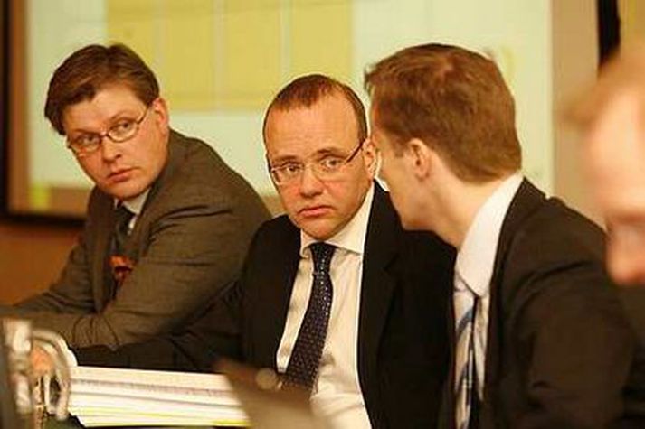 Jón Þorsteinn Jónsson situr fyrir miðju.