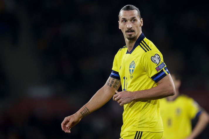 Zlatan Ibrahimovic er kominn aftur inn í sænska landsliðið en öryggisverðirnir sofnuðu eitthvað á verðinum á Friends Arena.