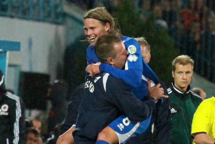 Birkir fagnar markinu í kvöld.