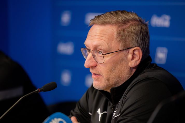 Þorsteinn Halldórsson, landsliðsþjálfari kvenna í fótbolta.