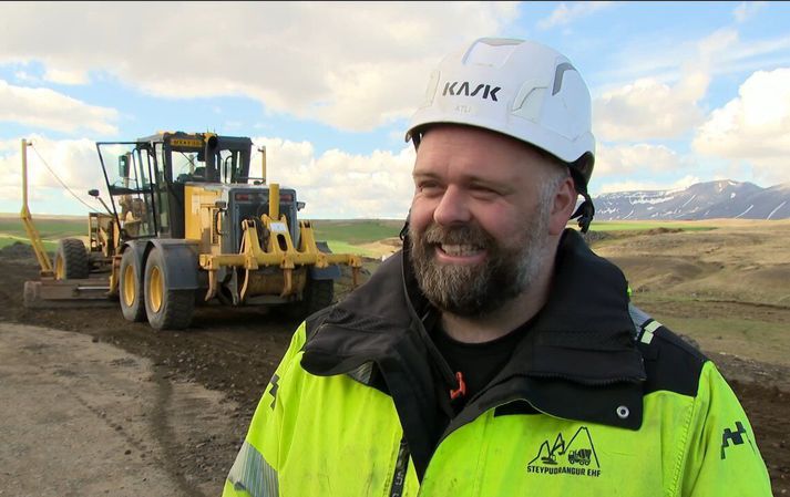 Atli Guðjónsson er verkstjóri hjá Vörubílstjórafélaginu Mjölni í vegagerðinni í Vatnsdal.