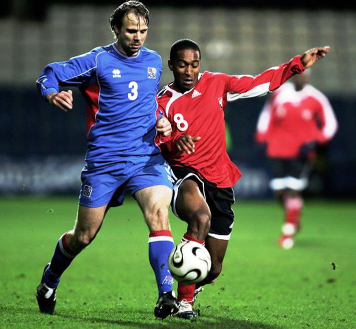 Indriði Sigurðsson leikur með Lilleström í Noregi. Hér er hann í leik með íslenska landsliðinu gegn Trinidad og Tobago