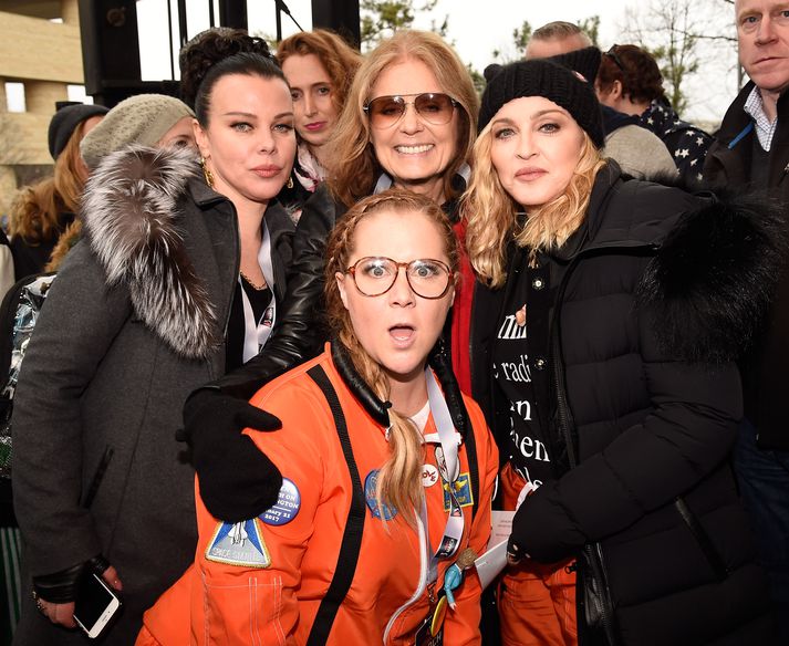 Debbie Mazur, Gloria Steinheim, Madonna og Amy Schumer.