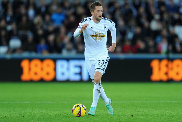 Gylfi verður í lykilhlutverki hjá Swansea í vetur.