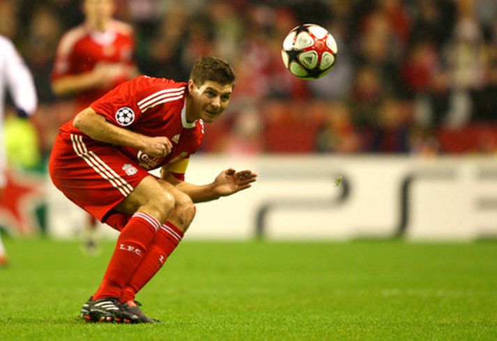 Steven Gerrard í leiknum í kvöld.