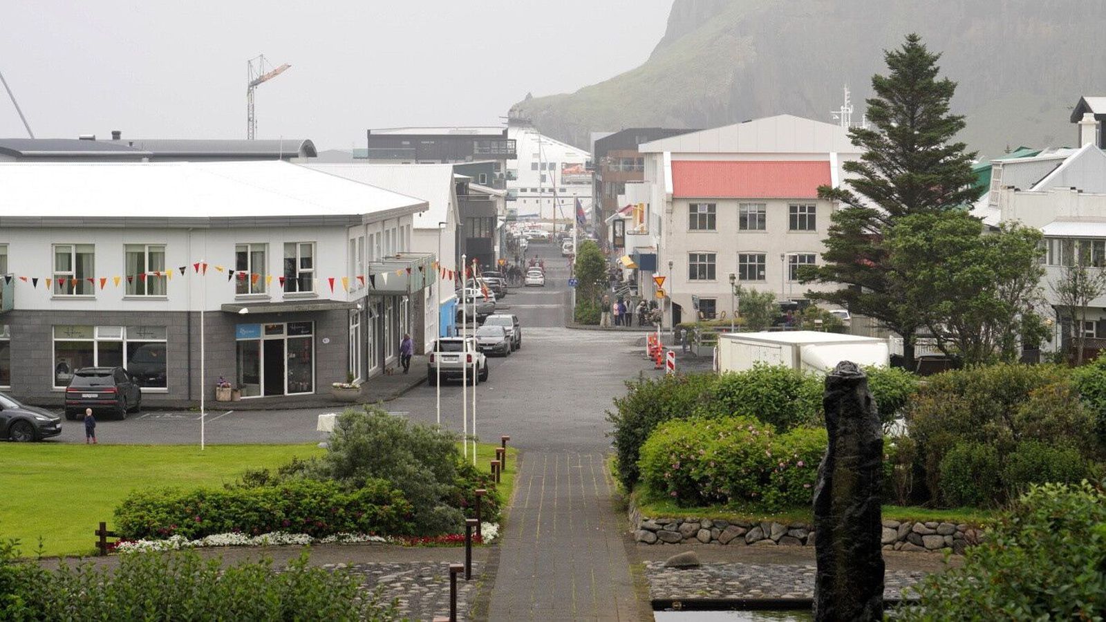 Öðru em­bætti falið að rann­saka and­látið