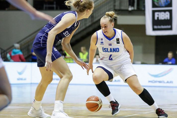 Helena Sverrisdóttir á ferðinni í einum af 79 landsleikjum sínum.