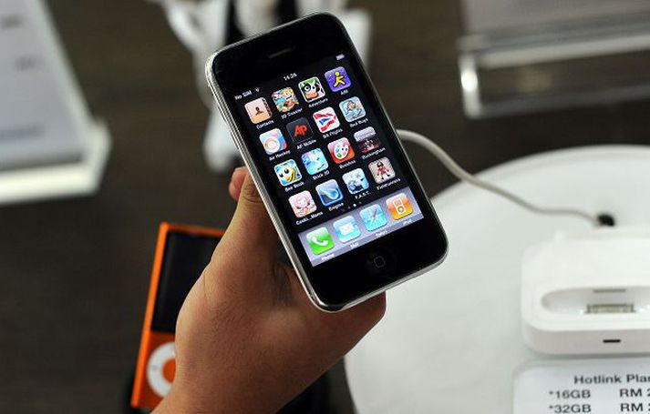 Nýir símar með fjölbreytta notkunarmöguleika seljast nú betur en í fyrra. Nordicphotos/AFP