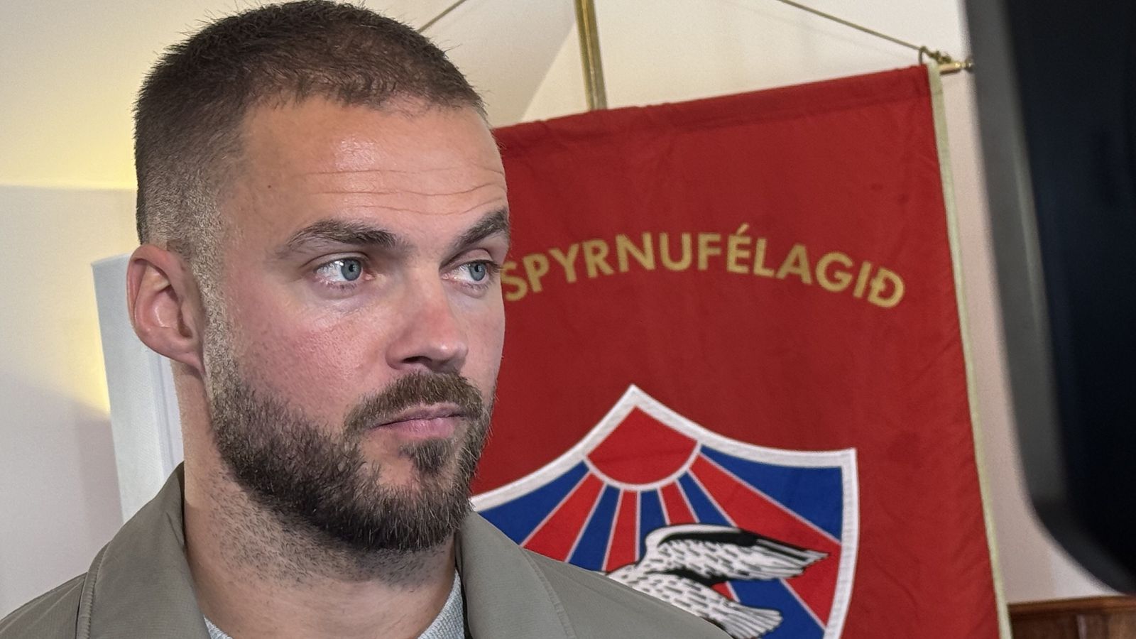 „Að­eins loðað við okkur að mikið sé gert úr öllu“