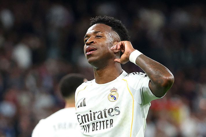 Vinicius Junior fagnaði tveimur mörkum í grannaslagnum í kvöld og bað stuðningsmenn Atlético um að láta nú í sér heyra.