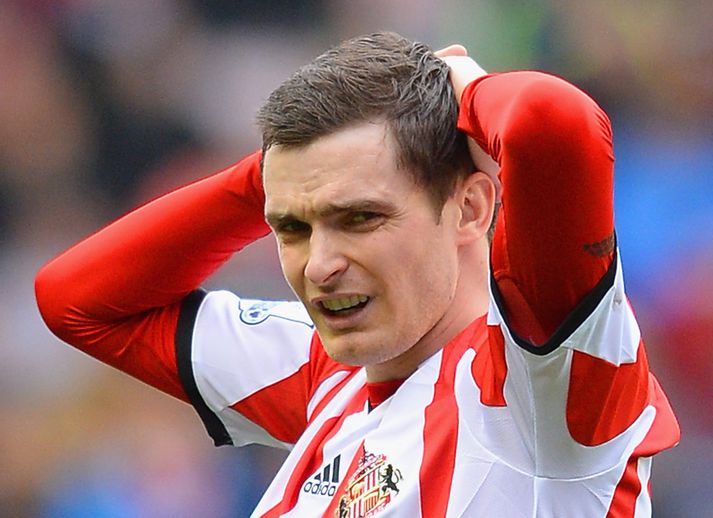 Adam Johnson er ósáttur við hvernig er valið í liðið.