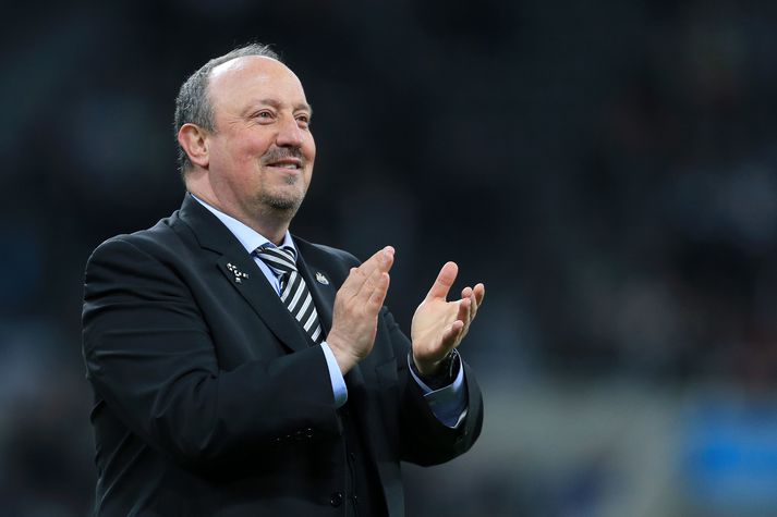 Newcastle United v Liverpool - Premier League NEWCASTLE-UPON-TYNE, ENGLAND - MAY 04: Newcastle manager Rafael Benitez applauds the support after the Premier League match between Newcastle United and Liverpool at St. James' Park on May 4, 2019 in Newcastle-upon-Tyne, United Kingdom. (Photo by Simon Stacpoole/Offside/Getty Images)