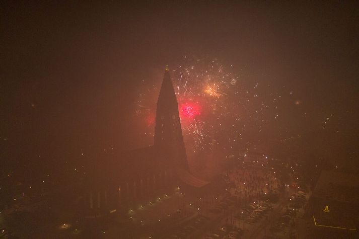 Svifryksmengunin var mikil á gamlárskvöld. Myndin er úr safni og var tekin áramótin 2020. 