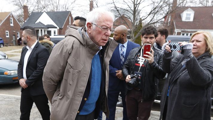 Bernie Sanders í Detroit í gær.