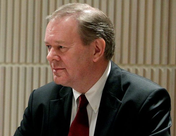 Gunnar Andersen hefur frest fram á mánudag til að mótmæla uppsögn.