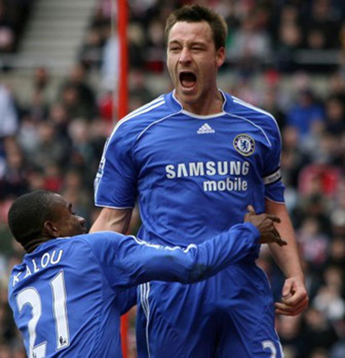 Fyrirliðinn John Terry skoraði mark Chelsea