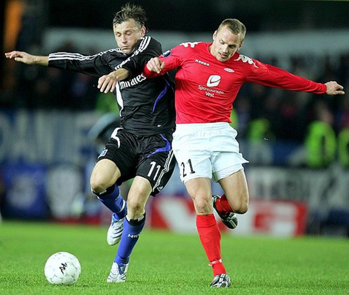 Kristján Örn í leik með Brann gegn þýska liðinu Hamburg í UEFA-bikarkeppninni fyrr í haust.