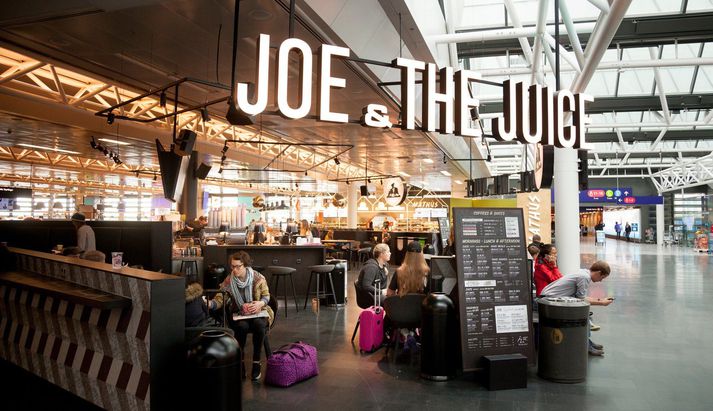 Restauracja Joe & The Juice na lotnisku w Keflaviku. 