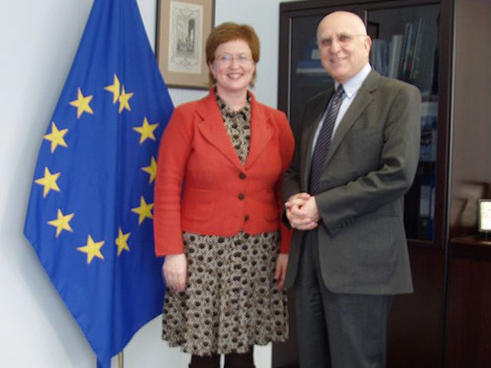 Þórunn Sveinbjarnardóttir og Stavros Dimas.