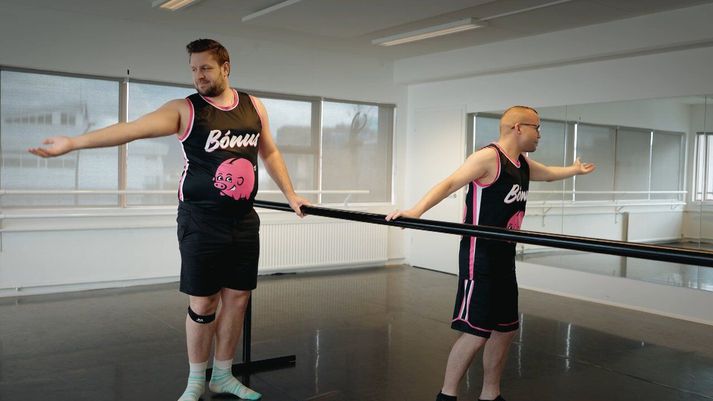 Tómas og Andri voru tignarlegir í balletinum.