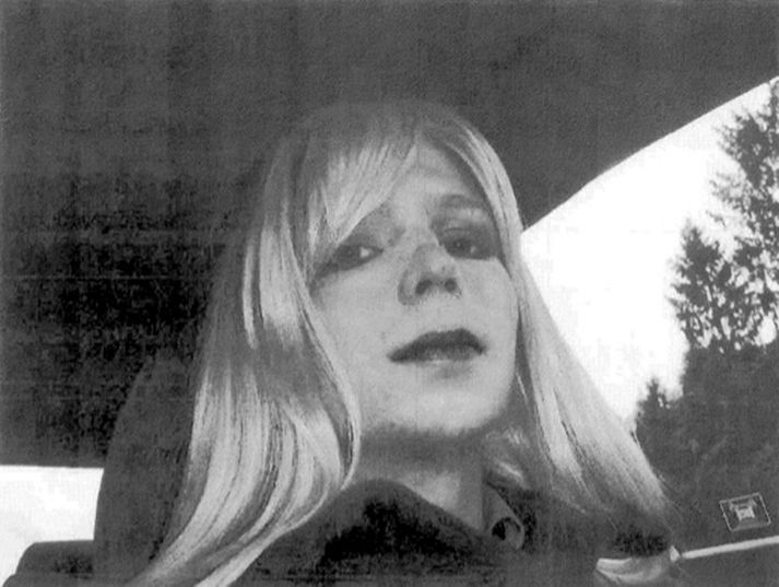 Chelsea Manning var árið 2010 dæmd í 35 ára fangelsi fyrir gagnalekann.